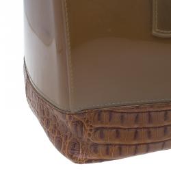 مملوكة مسبقًا حقيبة فورلا كاندي كروكو مطاط بني