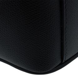 Pre Owned حقيبة كروس فورلا ميني يو يو جلد أسود