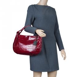 Pre Owned حقيبة هوبو فورلا زارينا جلد نقش تمساح حمراء