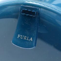 مملوكة مسبقًا حقيبة فورلا كاندي مطاط لامع زرقاء