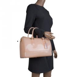 مملوكة مسبقًا حقيبة فورلا كاندي مطاط لامعة بيتش فاتحة