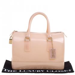 مملوكة مسبقًا حقيبة فورلا كاندي مطاط لامعة بيتش فاتحة