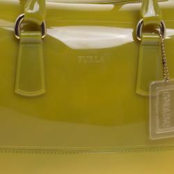 مملوكة مسبقًا حقيبة فورلا كاندي مطاط لامعة خضراء زيتونية