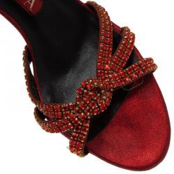 Pre Owned صندل سلايد جينا بفتحة أمامية وعقدة مرصع ساتان أحمر مقاس 38