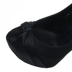 Pre Owned Gina Black Satin Claire Hoodie Platform Pumps Size 39.5
