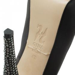 مملوكة مسبقًا Gina Black Crystal Embellished Satin Platform Pumps Size 37.5