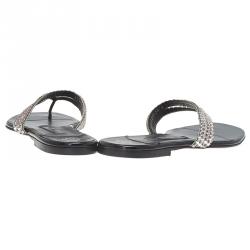 مملوكة مسب قًا Gina Embellished Leather Thong Sandals Size 37