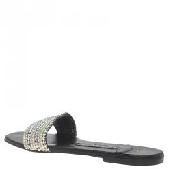 Pre Owned صندل سلايد جينا جلد أسود مزخرف مقاس 37.5