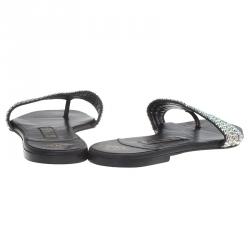 Pre Owned صندل سلايد جينا جلد أسود مزخرف مقاس 37.5