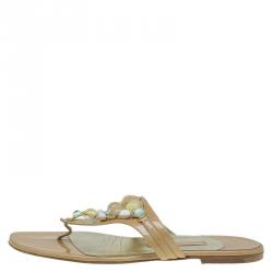 مملوكة مسبقًا Gina Beige Patent Jewel Embellished Flat Sandals Size 38