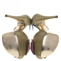 مملوكة مسبقًا صندل جينا شرائط للكاحل نعل سميك فيونكة جلد ميتالك لونين مقاس 38