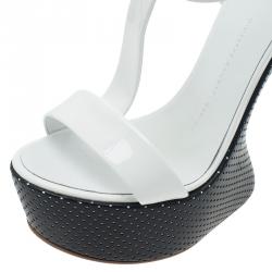 Pre Owned Giuseppe Zanotti White Leather Sculpted T-Strap Wedge Sandals Size 39