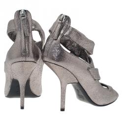 Pre Owned صندل جوسيبي زانوتي جلد فضي ميتاليك سيور مقاس 39