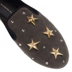 مملوكة مسبقًا Giuseppe Zanotti Grey Suede Star Studded Smoking Slippers Size 40.5