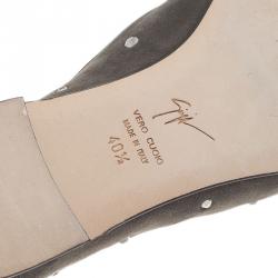 مملوكة مسبقًا Giuseppe Zanotti Grey Suede Star Studded Smoking Slippers Size 40.5