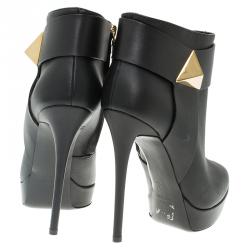 Pre Owned Giuseppe Zanotti Black Leather Pyramid Stud Platform Ankle Boots Size 37.5