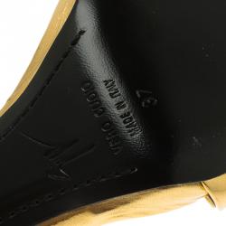 Pre Owned Giuseppe Zanotti Gold Metallic Spike Leather Ankle Strap Sandals Size 37