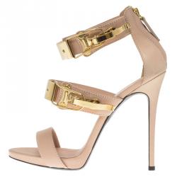 مملوكة مسبقًا صندل جوسيبي زانوتي بسحاب خلفي وإبزيم جلد بيج مقاس 38