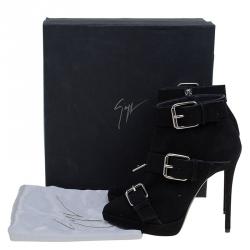 مملوكة مسبقًا حذاء بوت للكاحل جوسيبي زانوتي نعل سميك بأبزيم سويدي أسود مقاس 38