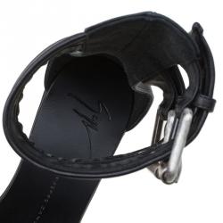 Pre Owned صندل جوسيبي زانوتي جلد أحمر وأسود مطبوع بحزام للكاحل نعل سميك مقاس 38