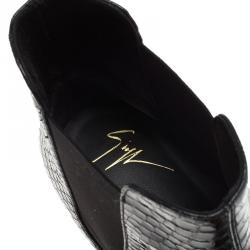 Pre Owned بوت للكاحل جوسيبي زانوتي نقشة جلد الثعبان أسود مقاس 40