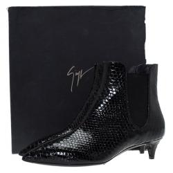 Pre Owned بوت للكاحل جوسيبي زانوتي نقشة جلد الثعبان أسود مقاس 40