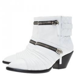 Pre Owned بوت للكاحل جوسيبي زانوتي جلد أبيض مبطن مقاس 40