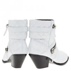 Pre Owned بوت للكا حل جوسيبي زانوتي جلد أبيض مبطن مقاس 40