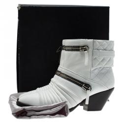 Pre Owned بوت للكاحل جوسيبي زانوتي جلد أبيض مبطن مقاس 40