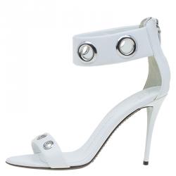 Pre Owned صندل بحزام للكاحل جوسيبي زانوتي بعيون جلد أبيض مقاس 37