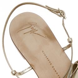 Pre Owned Giuseppe Zanotti Metallic Gold Leather Bow Thong Sandals Size 39