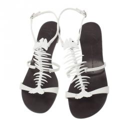 Pre Owned Giuseppe Zanotti White Fishbone Flat Sandals Size 38