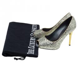 Pre Owned حذاء جوسيبي زانوتي غليتر ذهبي مقدمة مفتوحة مقاس 36.5