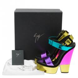 مملوكة مسبقًا صندل جوسيبي زانوتي جلد ميتاليك بألوان متعددة نعل سميك كعب روكي مقاس 36