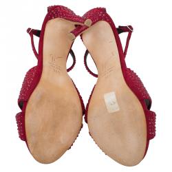 مملوكة مسبقًا Giuseppe Zanotti Red Suede Crystal Embellished Ankle Strap Sandals Size 38.5