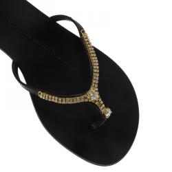 Pre Owned صندل بإصبع جوسيبي  زانوتي مزين كريستال لامع أسود مقاس 35