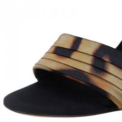 مملوكة مسبقًا صندل جوسيبي زانوتي مزين بفيونكة نقشة فهد حرير وسويدي مقاس 40