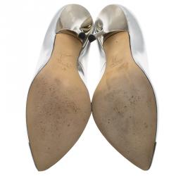 Pre Owned Giuseppe Zanotti Silver Metallic Leather Cap Toe Pointed Pumps Size 39