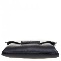 مملوكة مسبقًا Givenchy Black Leather Medium Antigona Envelope Clutch