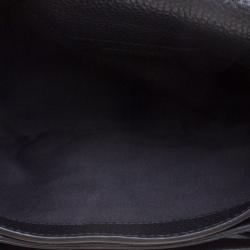 مملوكة مسبقًا Givenchy Black Leather Medium Antigona Envelope Clutch