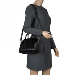 مملوكة مسبقًا حقيبة جيفنشي ميني أنتيغونا جلد أسود