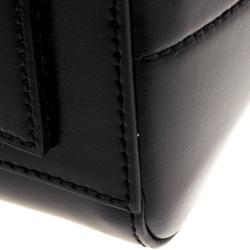 مملوكة مسبقًا حقيبة جيفنشي ميني أنتيغونا جلد أسود