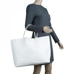 مملوكة مسبقًا Givenchy White Leather Large Antigona Shopping Tote