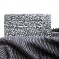 مملوكة مسبقًا Givenchy Black Leather Pandora Wristlet Clutch