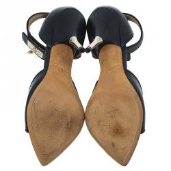 Pre Owned صندل جيفنشي سير كاحل جلد سن القرش مقاس 37