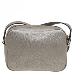 مملوكة مسبقًا Gucci Metallic Beige Leather Soho Disco Crossbody Bag