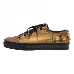 مملوكة مسبقًا Gucci Golden Leather Babouska Studded Praga Sneakers Size 38.5