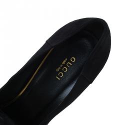 Pre Owned حذاء كعب عالي غوتشي سويدي أسود مقدمة ذهبية مدببة مقاس 40