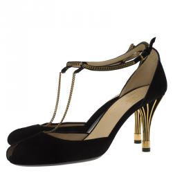 مملوكة مسبقًا Gucci Black Suede Ophelie Chain Detail Ankle Strap Sandals Size 38.5