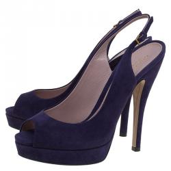 مملوكة مسبقًا صندل غوتشي سويدي بنفسجي مقدمة مفتوحة نعل سميك بفتحة كعب مقاس 38.5